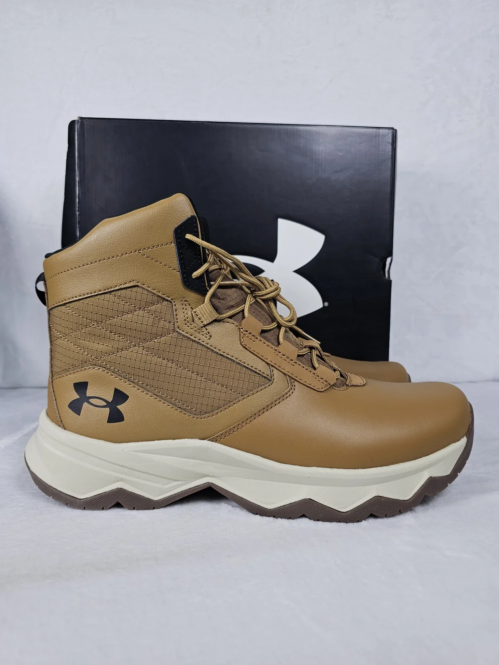 Under Armour Men's 11 UA Stellar G2 6